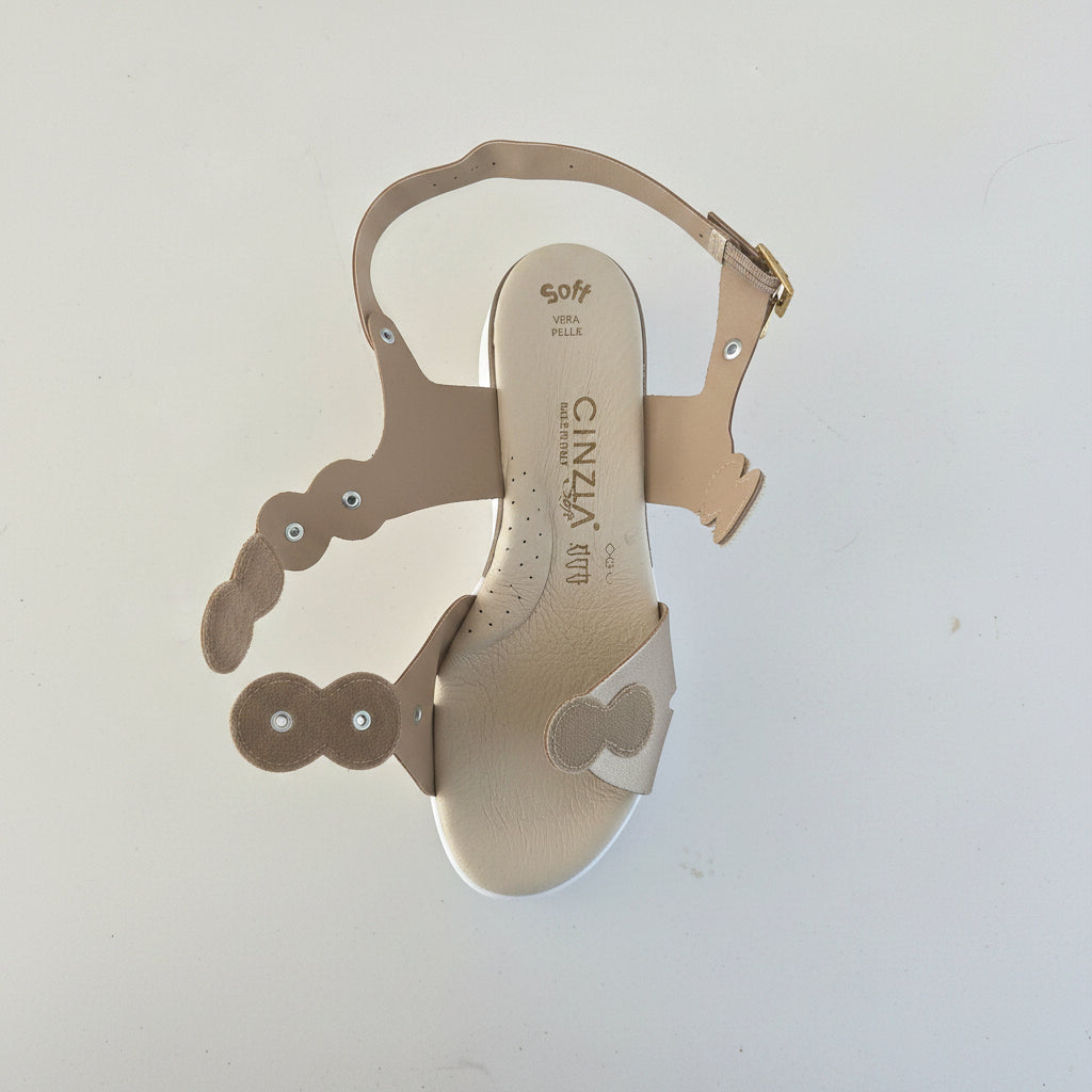 Sandali Donna Cinzia Soft Vera Pelle Platino con Doppio Strap, Fibbia e Platform – Numero 41