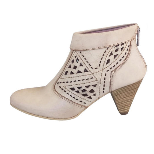 Tronchetti Donna P308641D Vera Pelle Traforata Beige Tacco a cono