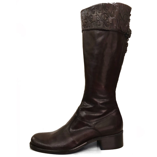 Stivali Cavallerizza NeroGiardini 00212 Vera Pelle, tacco basso 3 cm, Cerniera Zip Laterale, Lacci, risvolto monogram, Marrone Testa di Moro - Numero 38 (EU)