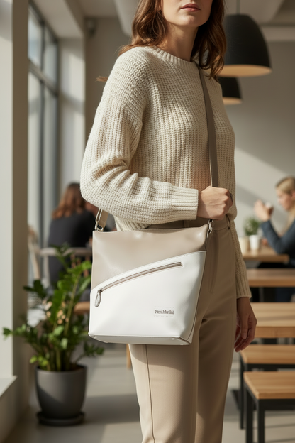 Borsa Donna NeroGiardini Vera Pelle Beige e Bianco con tracolla regolabile