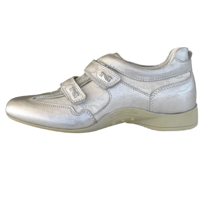 Sneakers con strap NeroGiardini 00286 VeraPelle Monogram Argento