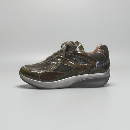 Sneakers stringata Donna NeroGiardini A207732D Zeppa 3 cm, Vernice Grafite e Vera Pelle di Camoscio Antracite - Numero 38 (EU)