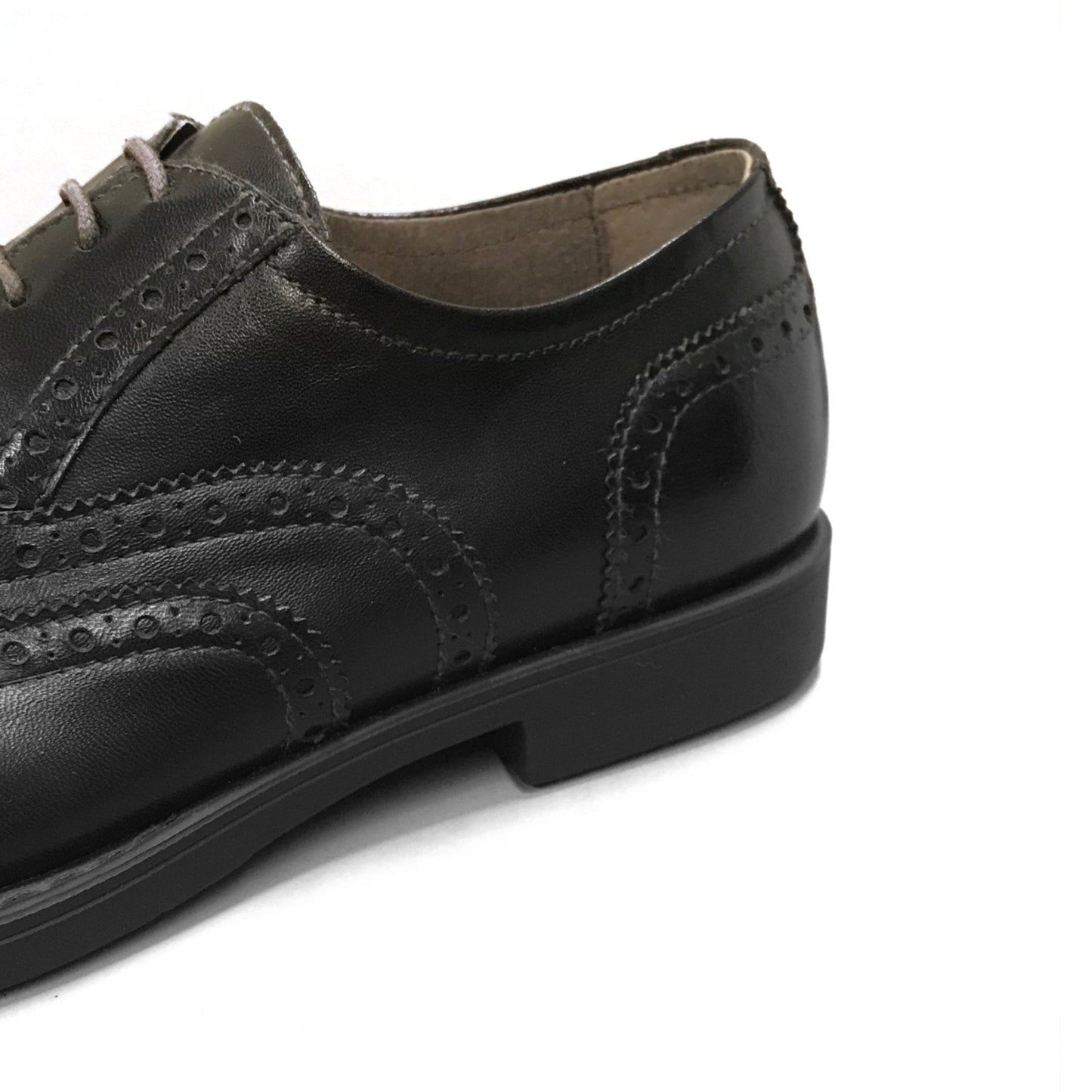 Scarpe Inglesine Oxford Uomo NeroGiardini  A503590U in Vera Pelle - Colore Nero