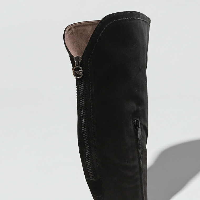 Stivali sopra al ginocchio Donna NeroGiardini A005206D - in Vera Pelle scamosciata, con plateau, cerniera zip, Tacco 9 cm, Nero