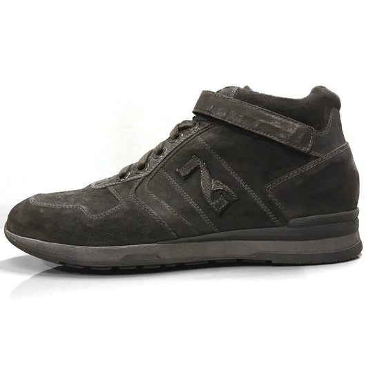 Sneakers alla caviglia Uomo NeroGiardini A100791U Vera Pelle Scamosciata con chiusura a strappo e lacci - Grigio Antracite