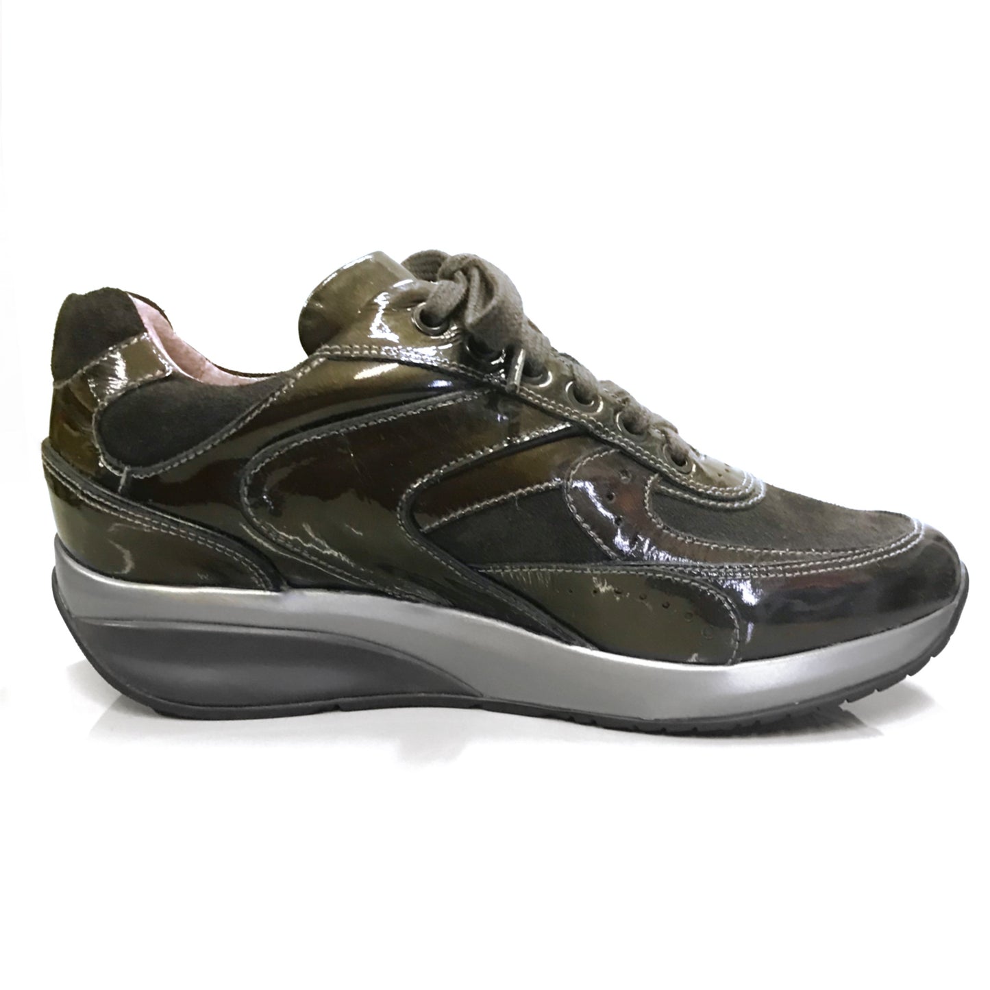 Sneakers stringata Donna NeroGiardini A207732D Zeppa 3 cm, Vernice Grafite e Vera Pelle di Camoscio Antracite - Numero 38 (EU)