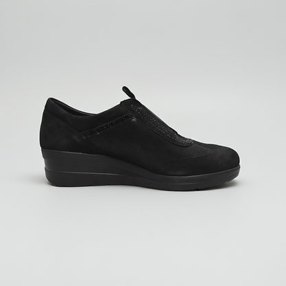 Sneakers Donna Cinzia Soft 235 - Vera Pelle Camoscio Laminata, Nero, Zeppa 4 cm, Elastico