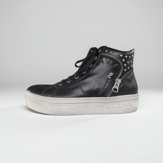 Sneakers Donna NeroGiardini A513500D, Vera Pelle, con lacci e zip, borchie