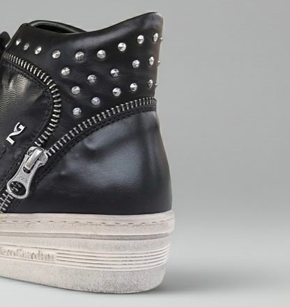 Sneakers Donna NeroGiardini A513500D, Vera Pelle, con lacci e zip, borchie