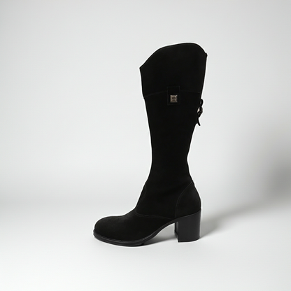 Stivali con tacco a blocco NeroGiardini A005431D Vera Pelle Scamosciata, Cerniera Zip - Colore Nero