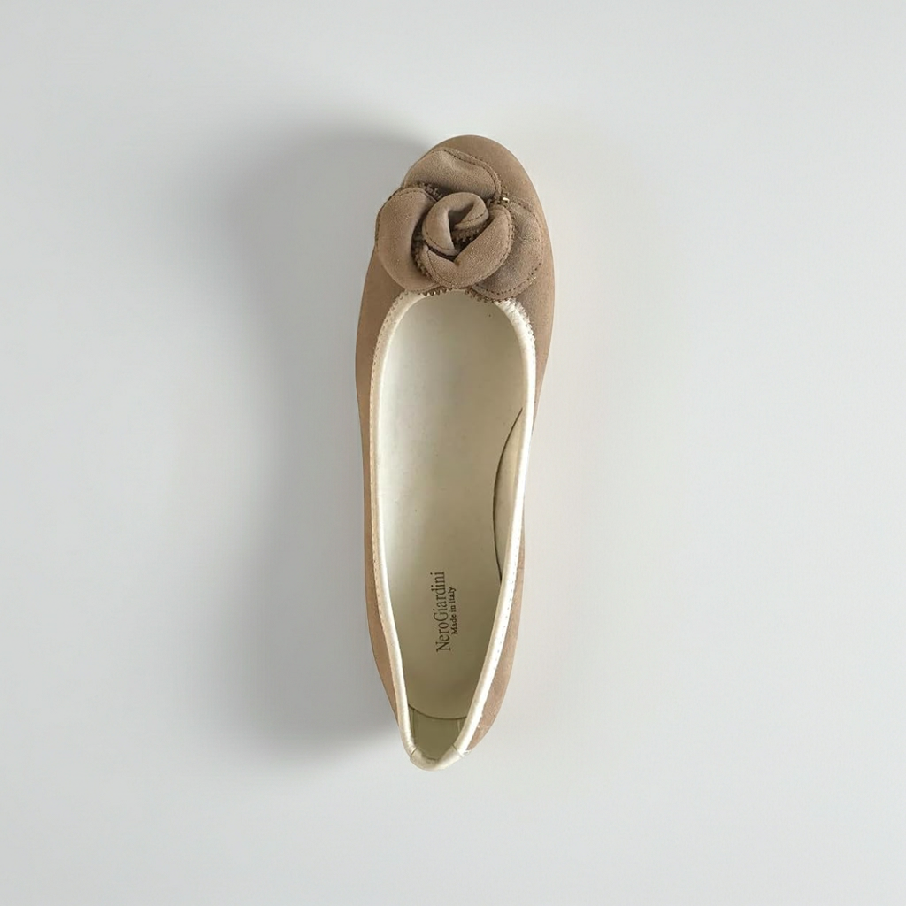 Ballerine NeroGiardini Tacco Basso camoscio Beige con riporti in Pelle