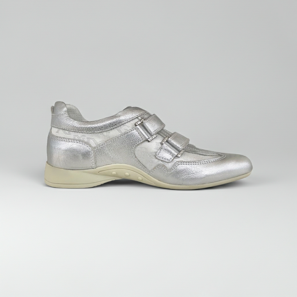 Sneakers basse donna NeroGiardini 279, con doppio strappo, Vera pelle e Tessuto Monogram, Argento, 36 EU
