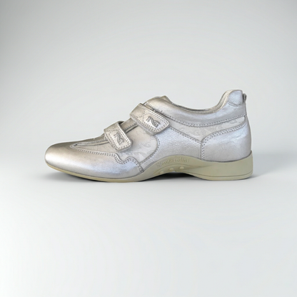 Sneakers con strap NeroGiardini 00286 VeraPelle Monogram Argento