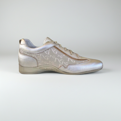 Sneakers basse Donna NeroGiardini 00285 Vera Pelle Platino Lamè Oro Monogram