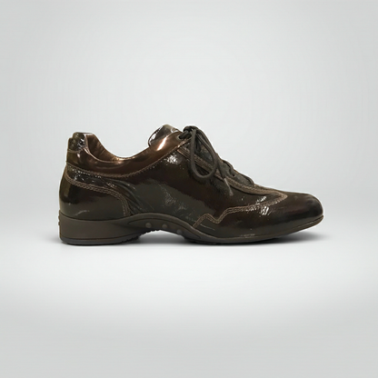 Sneakers stringate Donna NeroGiardini 460 - Fondo Basso, Vera Pelle Naplak, Vernice, Testa di Moro, Logo NG con brillantini