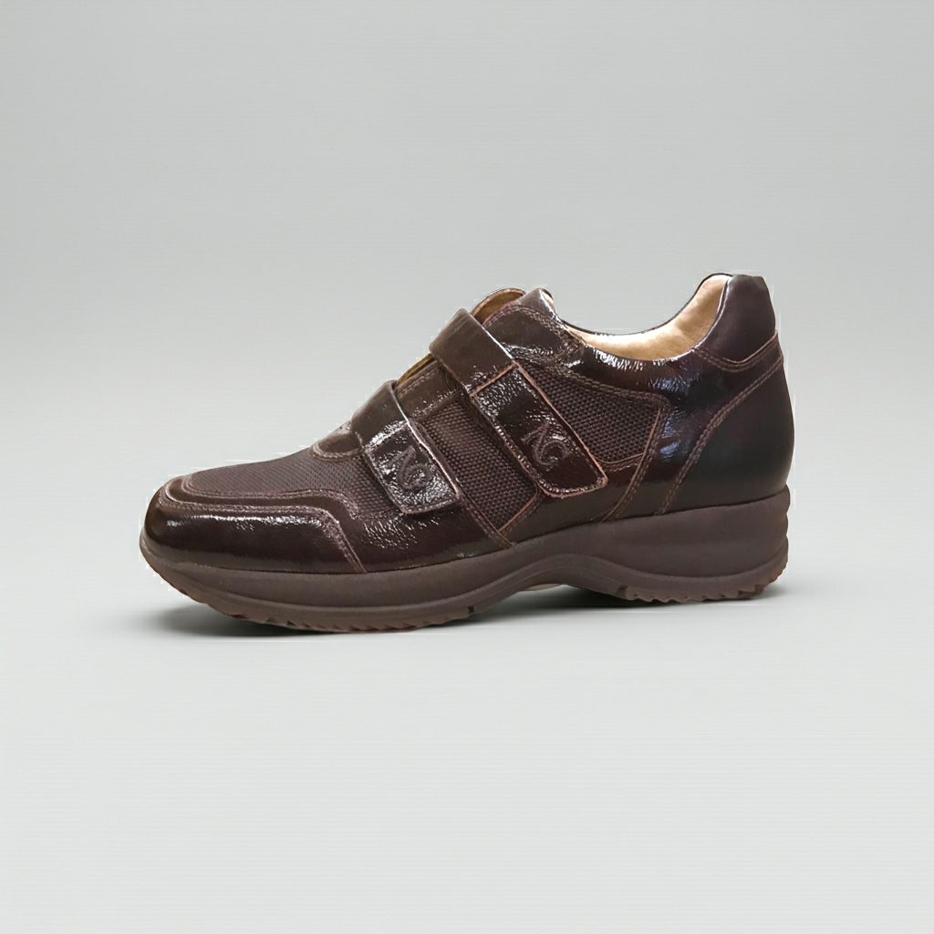Sneakers Donna NeroGiardini 00117 Marrone Testa di Moro, Vera Pelle con Inserti in Tessuto Impermeabile e Chiusura con Doppio Strappo