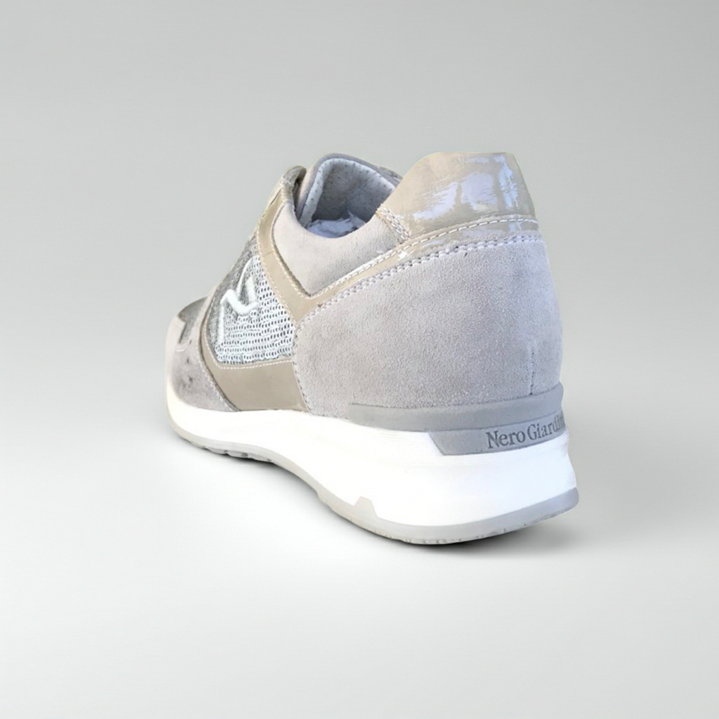 Sneakers Donna NeroGiardini P308393D Vera Pelle con paillettes Beige Vapore, Numero 36 EU