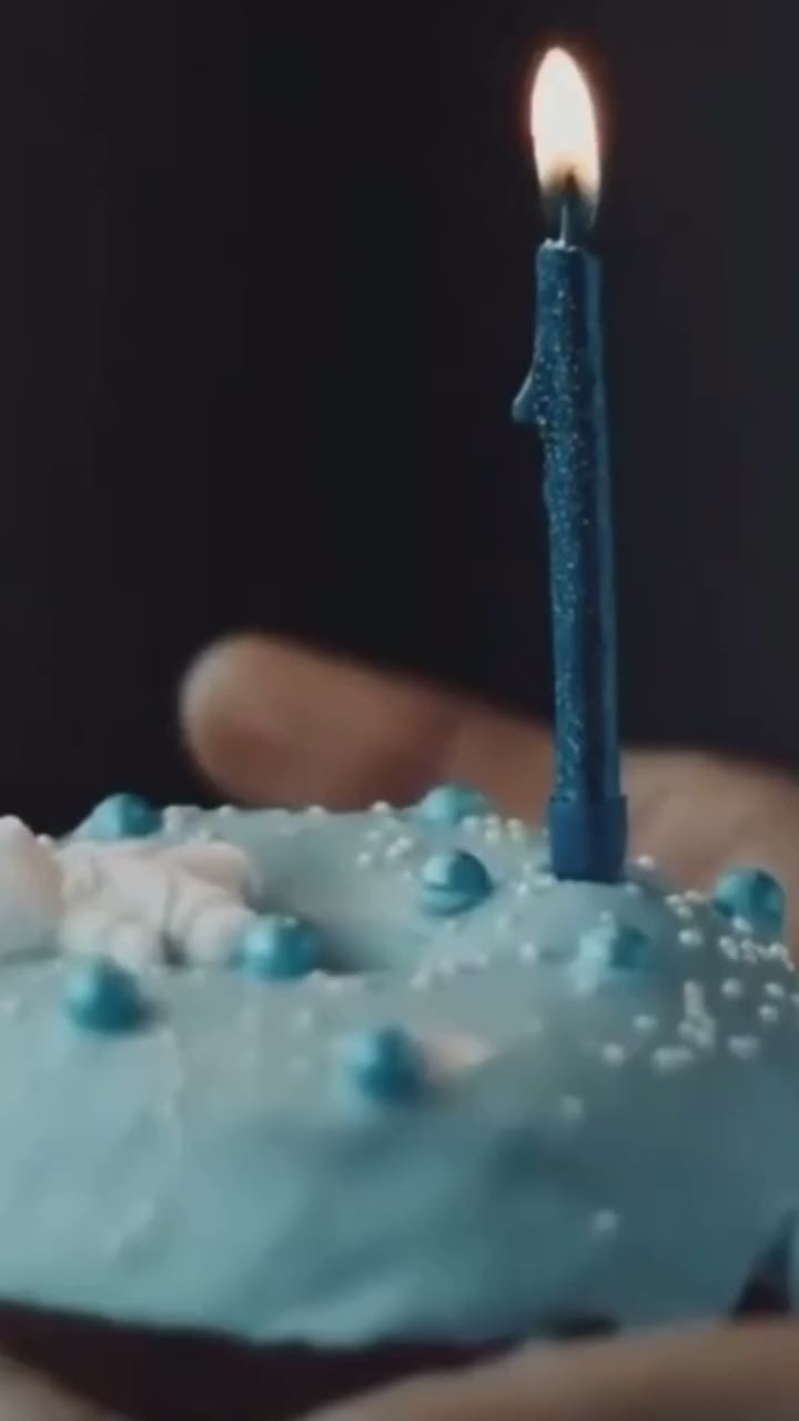 Carica il video: 