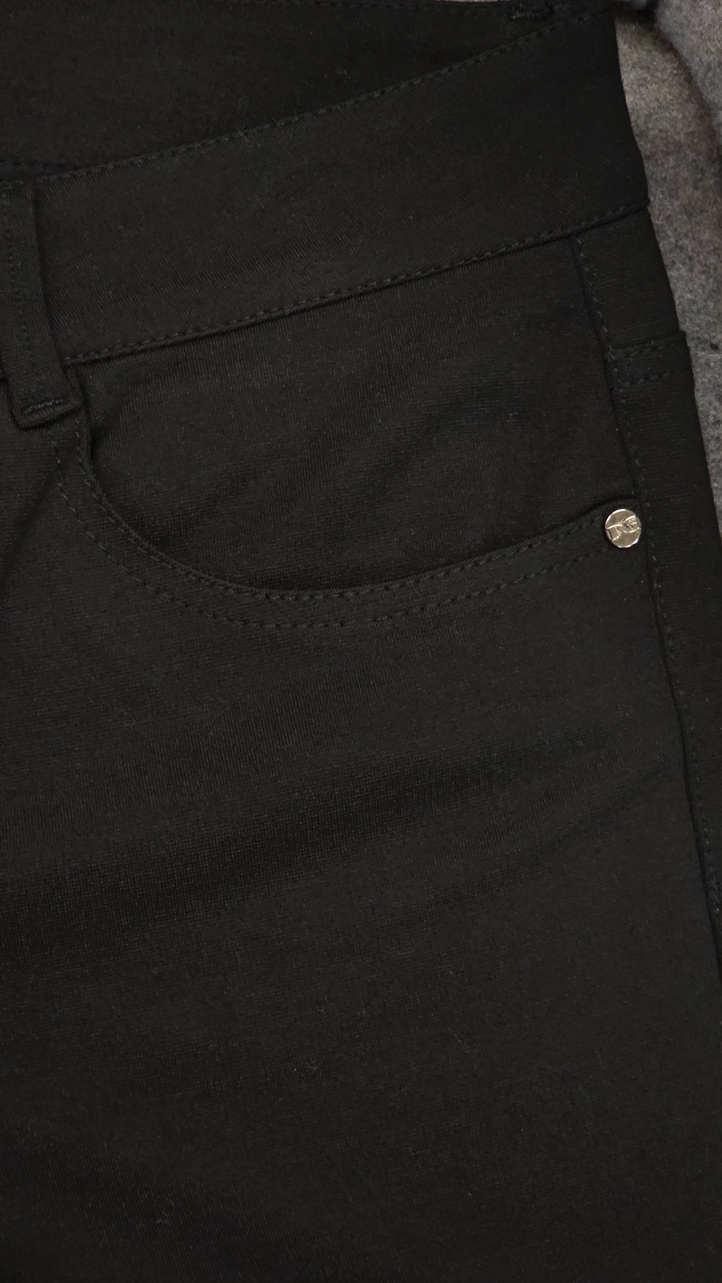 Pantaloni donna Nero Giardini, Nero, A364705D, Taglia 42 EU, Bottone monogram