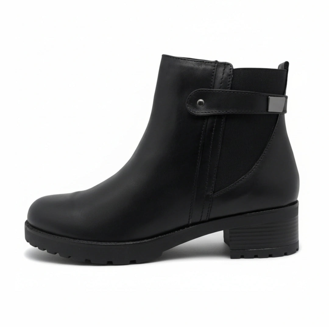Stivaletto Nero in Pelle Donna Cinzia Soft IV15830S - Tacco Basso, Vera Pelle, Comodo ed Elegante