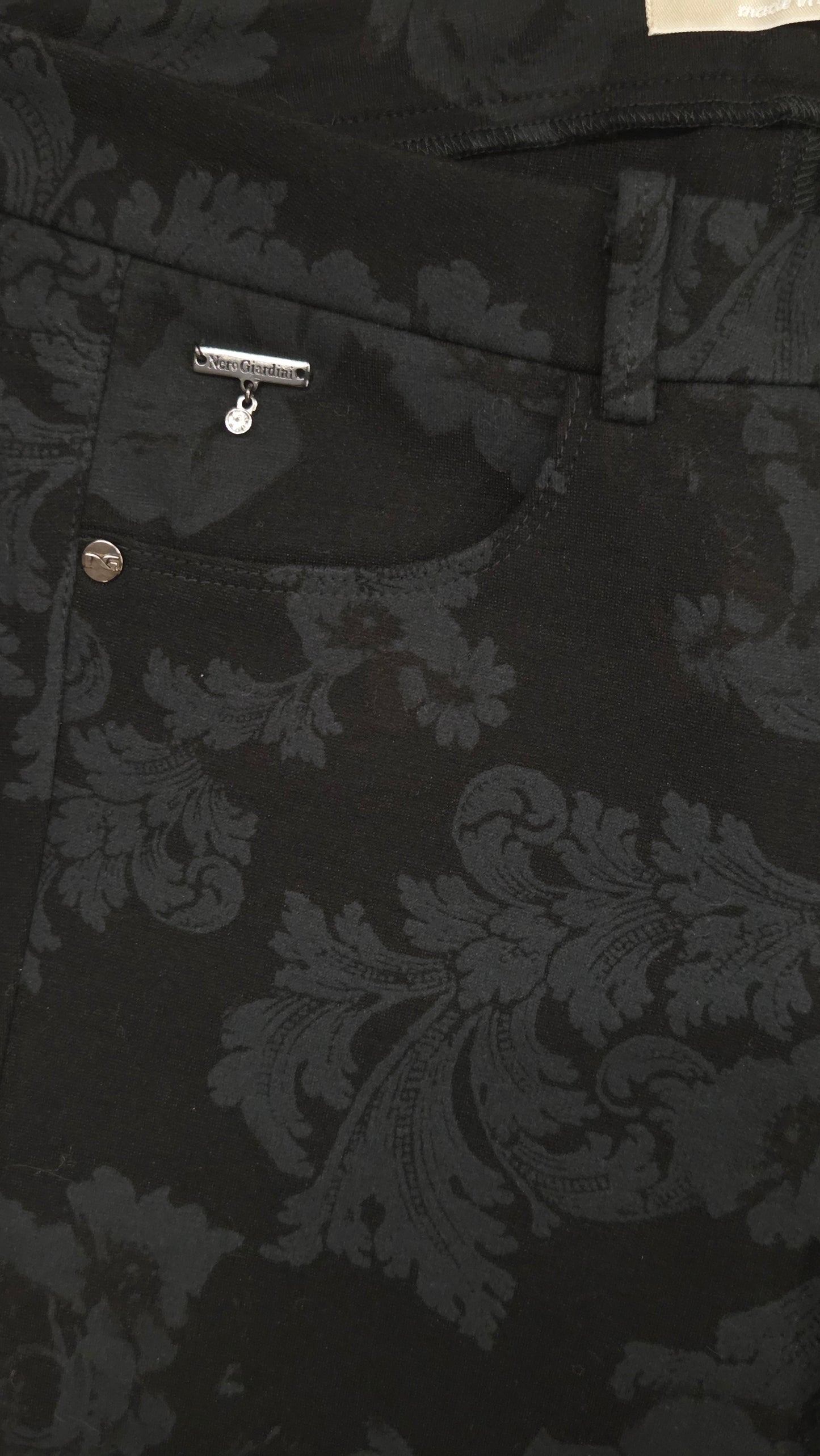 Pantaloni damascato da donna, elasticizzati, Nero Giardini, Nero, Bottone Gioiello