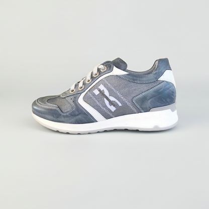 Sneakers Donna NeroGiardini P207022D Vera Pelle e Tessuto Blu Navy e Bianco, 39 EU