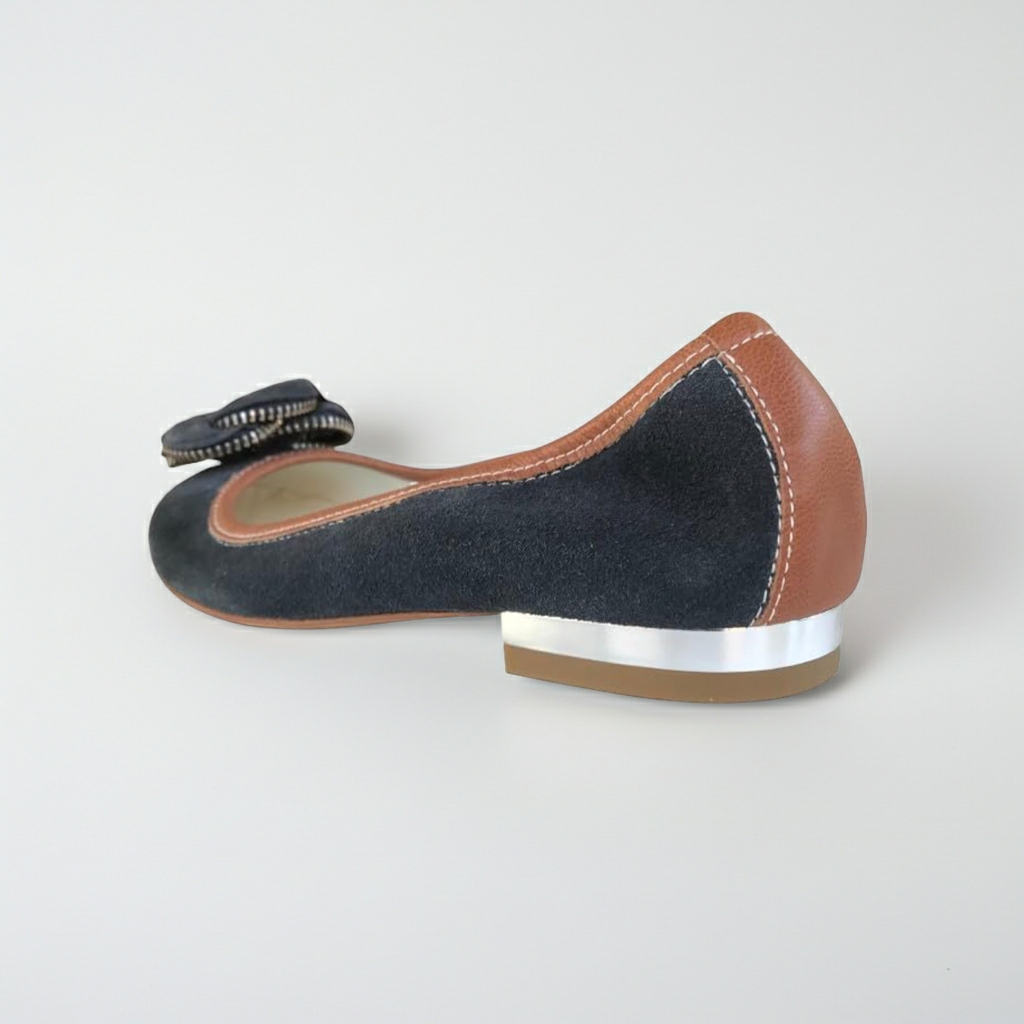 Ballerine NeroGiardini Tacco Basso camoscio Blu Avio con Finiture in Pelle Cuoio